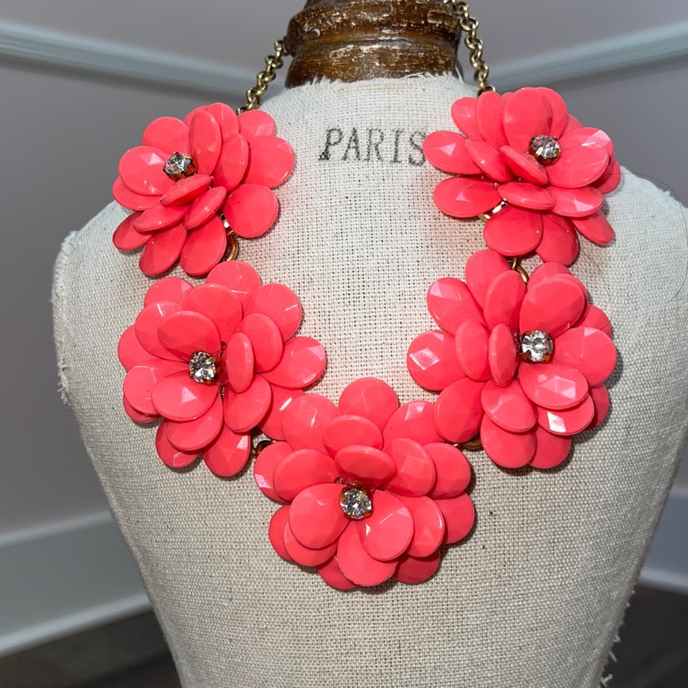 JCrew flirty necklace